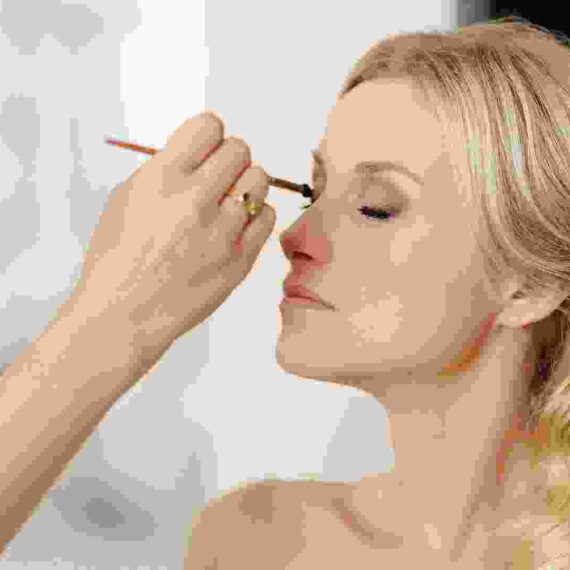 Touching up the eyelashes